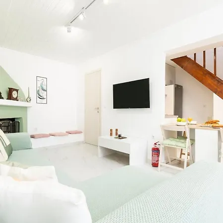 Focolare Corfiot Residence, Apartamento Sinarádes