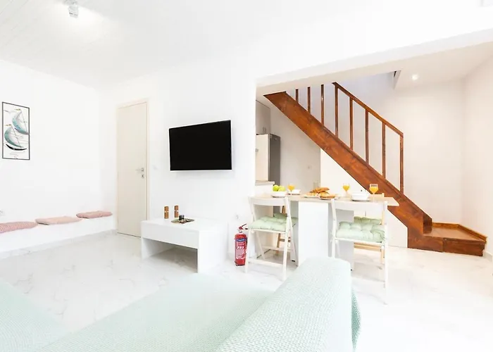Focolare Corfiot Residence, Sinarádes