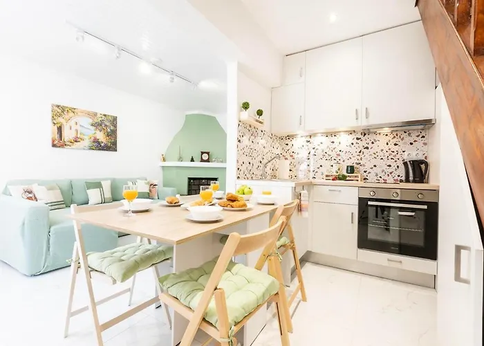 アパート Focolare Corfiot Residence, Sinarádes