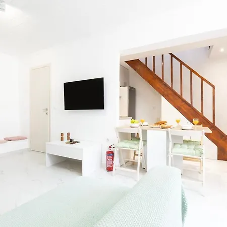 Focolare Corfiot Residence, Sinarádes